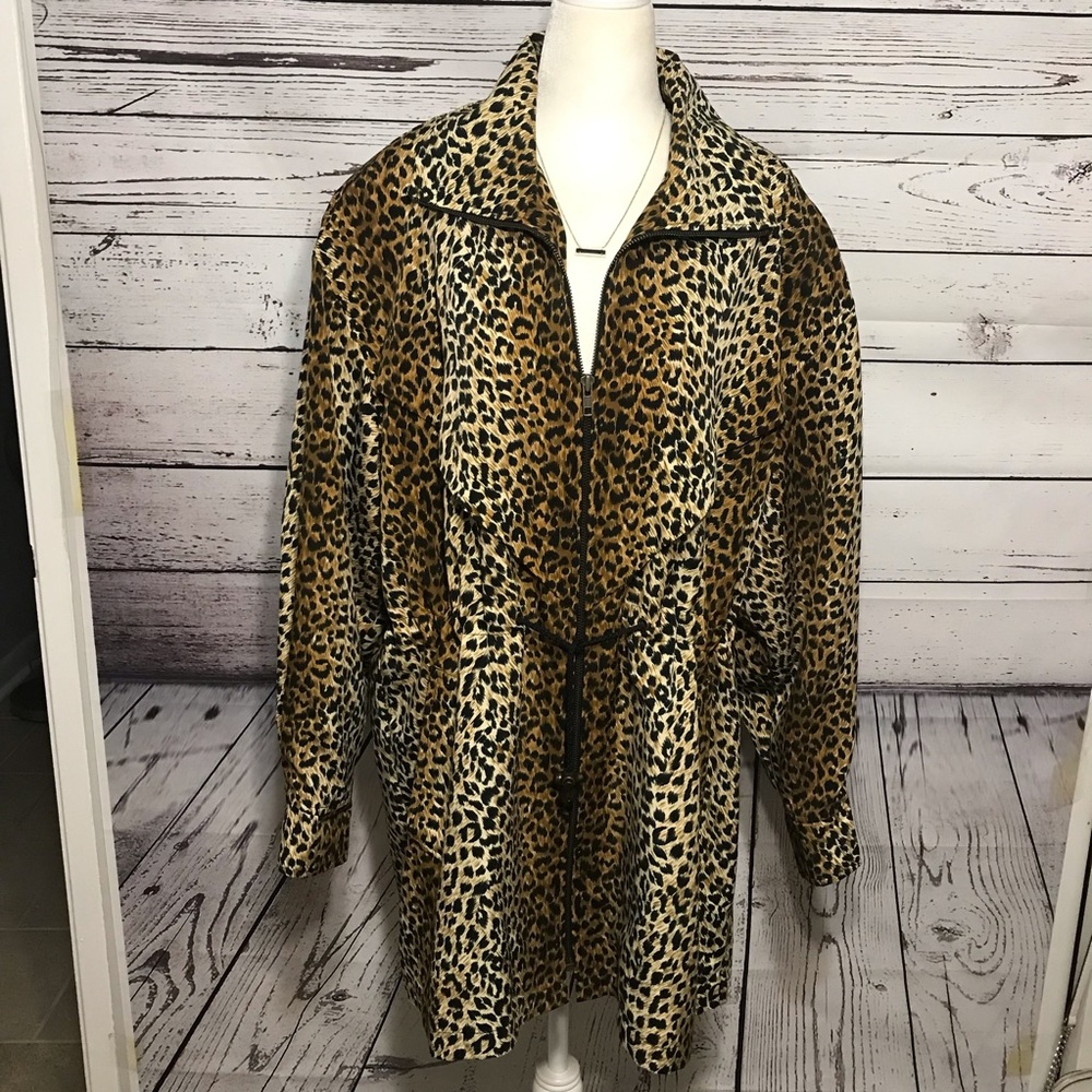 Jackets Galore vintage Animal print jacket